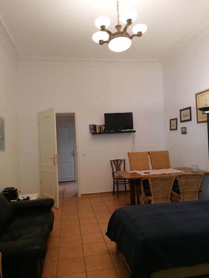 Esmarchstr. 20 Appartement *